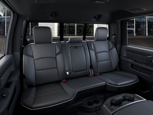 New 2026 RAM 2500 Laramie AWD/4WD image 15