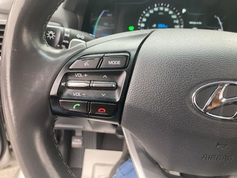 Used 2018 Hyundai Ioniq Limited image 24