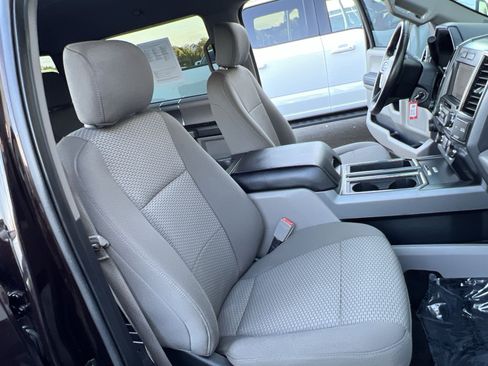 Used 2018 Ford F150 XLT w/ Equipment Group 302A Luxury AWD/4WD image 34