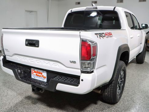 Used 2023 Toyota Tacoma TRD Off-Road image 7