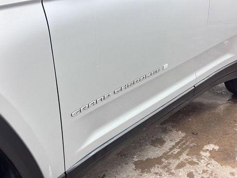 New 2025 Jeep Grand Cherokee Laredo X image 16