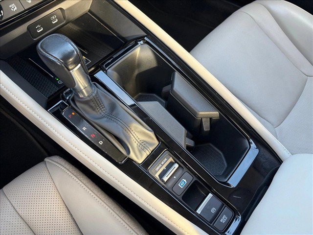 Used 2023 Honda Accord Touring image 12