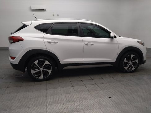 Used 2017 Hyundai Tucson Sport FWD image 10