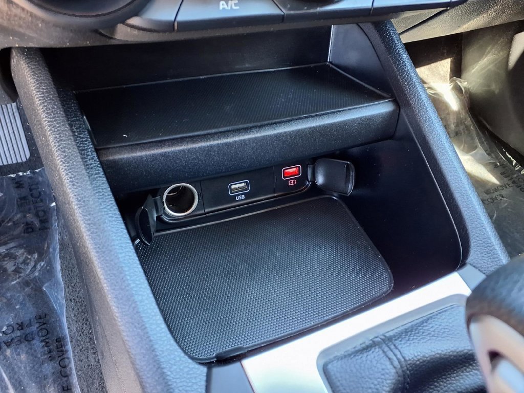 Certified 2024 Kia Forte LXS w/ LXS Technology Package FWD image 25
