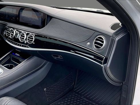 Certified 2019 Mercedes-Benz S 63 AMG S 4MATIC Sedan image 17