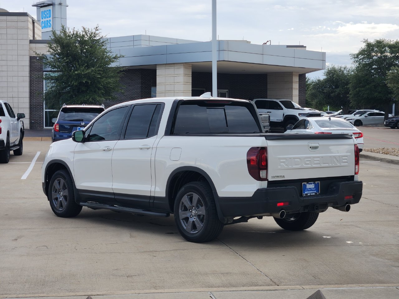 Certified 2025 Honda Ridgeline Black Edition image 7