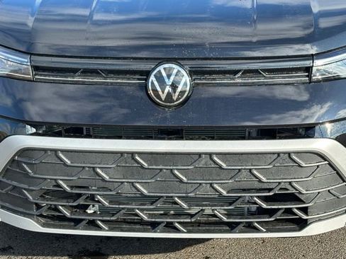 New 2026 Volkswagen Taos S image 8