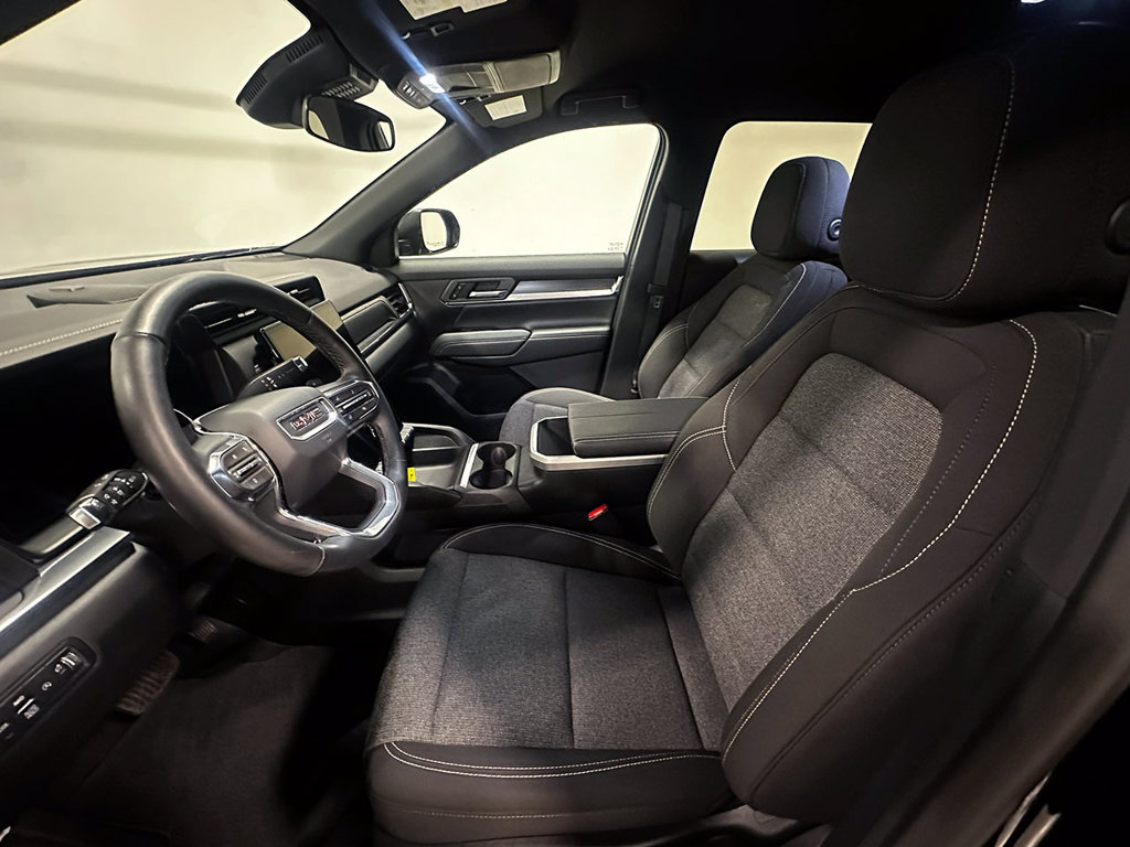 Used 2026 GMC Terrain Elevation AWD/4WD image 3
