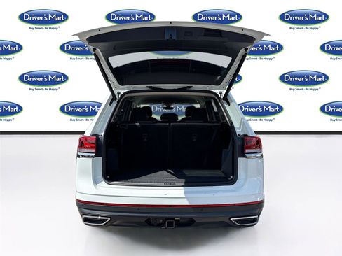 Used 2025 Volkswagen Atlas SE image 25