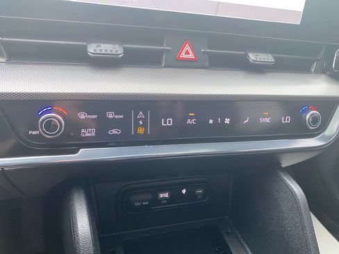 Used 2023 Kia Sportage SX FWD image 28