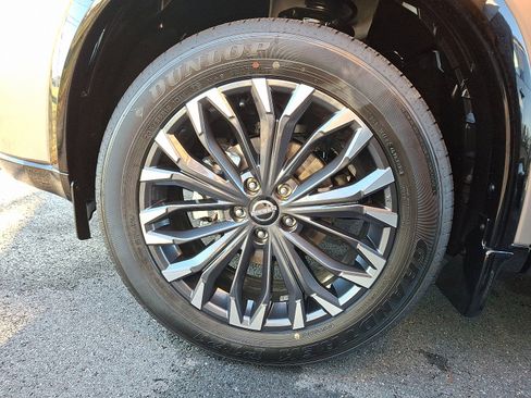 New 2026 Nissan Rogue Platinum w/ Platinum Premium Package image 4