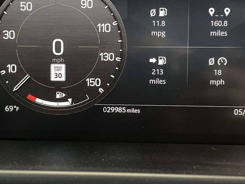 Used 2023 Land Rover Defender 110 V8 AWD/4WD image 42