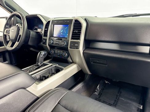 Used 2020 Ford F150 Lariat image 35