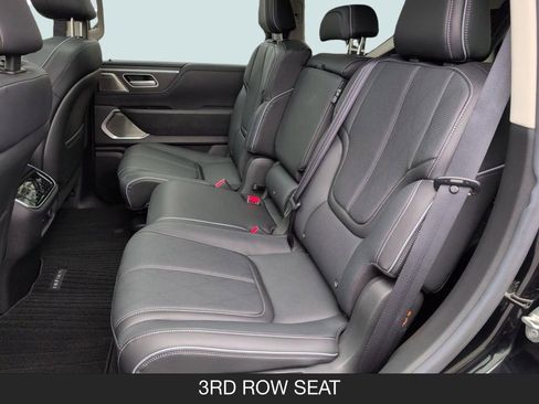 Used 2025 INFINITI QX80 Sensory AWD/4WD image 15