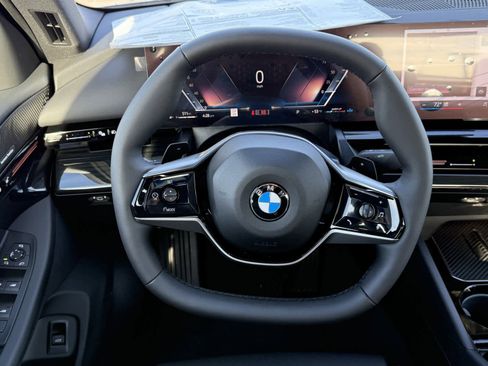 Certified 2025 BMW 530i xDrive image 38