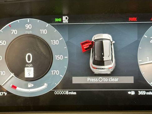 New 2026 Land Rover Range Rover Velar S AWD/4WD image 12