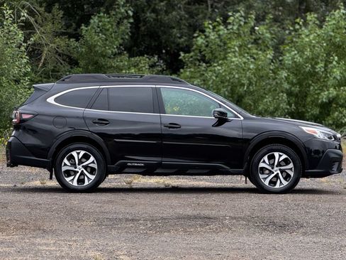 Used 2020 Subaru Outback Limited AWD/4WD image 8