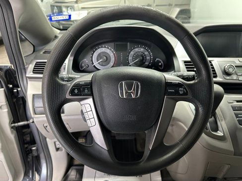 Used 2014 Honda Odyssey LX image 10