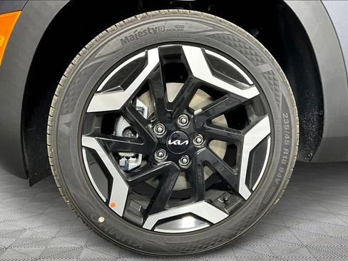 New 2026 Kia Seltos SX w/ SX Sunroof Package image 13