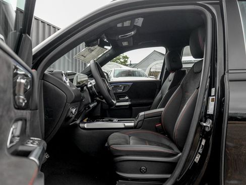 New 2026 Mercedes-Benz GLB 35 AMG 4MATIC image 13