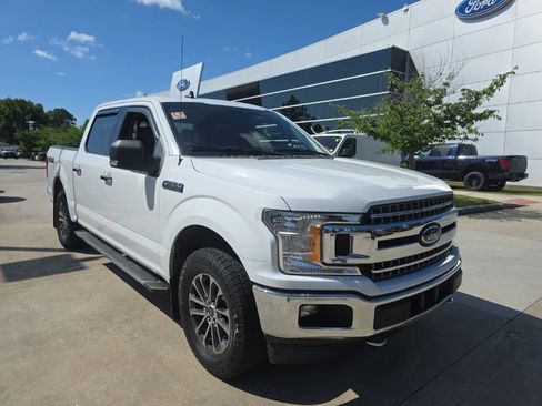 Used 2020 Ford F150 XLT w/ Equipment Group 302A Luxury AWD/4WD image 2