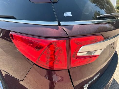 Used 2019 Honda Odyssey EX image 11
