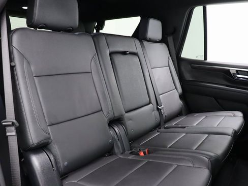 Used 2025 Chevrolet Tahoe LT image 34