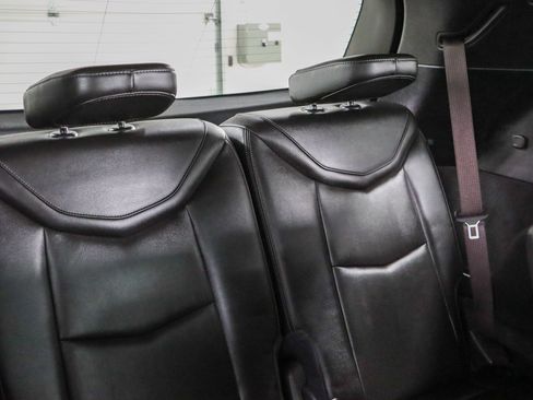 Used 2023 Cadillac XT6 Premium Luxury AWD/4WD image 30