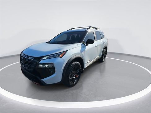 New 2026 Nissan Rogue SV image 4