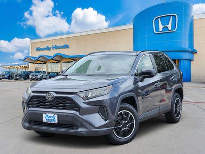 Used 2019 Toyota RAV4 LE