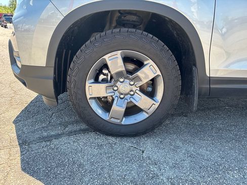 Used 2024 Honda Ridgeline TrailSport image 9