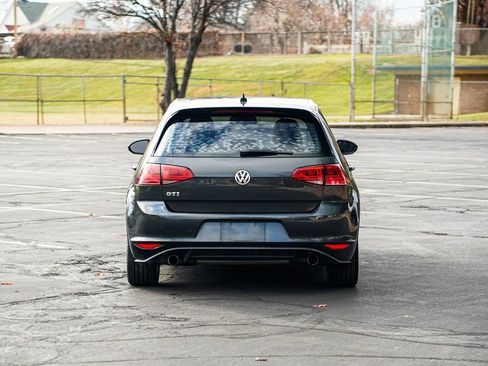 Used 2016 Volkswagen GTI SE image 6