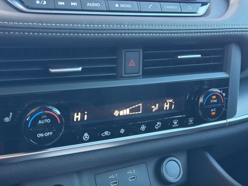 New 2026 Nissan Rogue SV image 24