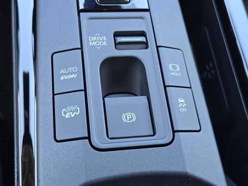 Used 2026 Toyota Prius Plug-In Hybrid FWD image 49