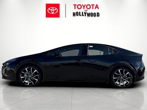 New 2026 Toyota Prius Plug-In Hybrid image 9