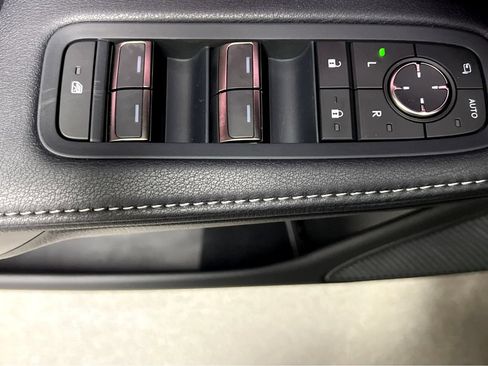 Certified 2026 Lexus RX 350 w/ Convenience Package AWD/4WD image 40