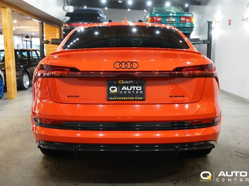 Used 2022 Audi e-tron Premium Plus w/ Premium Plus Package image 6