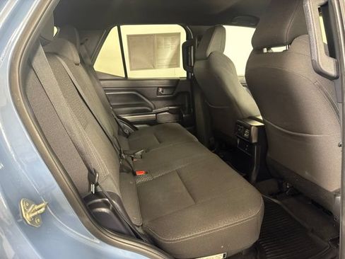 Used 2025 Toyota 4Runner SR5 AWD/4WD image 5