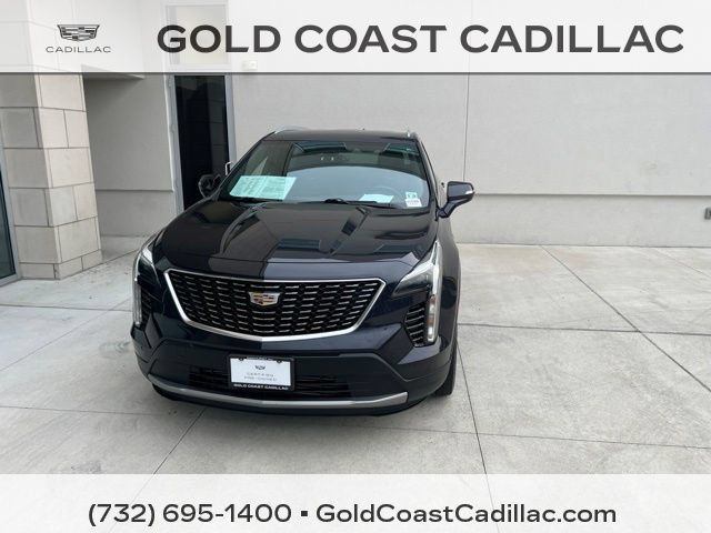Certified 2023 Cadillac XT4 Premium Luxury w/ Cold Weather Package FWD image 5
