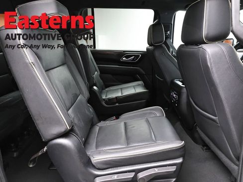 Used 2023 Chevrolet Suburban Premier image 26