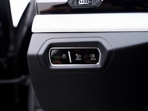 Used 2022 Lamborghini Urus image 59