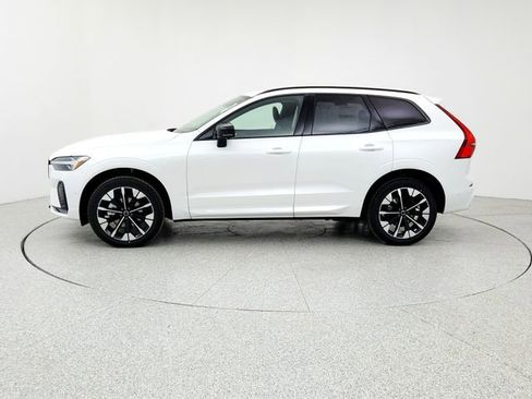 New 2026 Volvo XC60 B5 Plus w/ Climate Package image 8