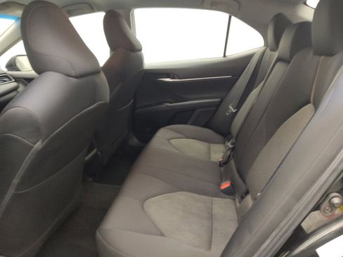 Used 2019 Toyota Camry LE image 18