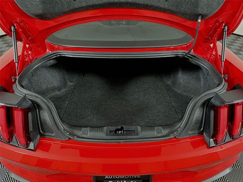 Used 2021 Ford Mustang GT RWD image 25