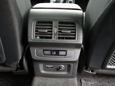 Used 2022 Audi SQ5 Premium Plus image 33