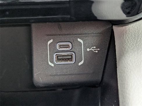 Used 2022 Jeep Compass Latitude w/ Sun and Sound Group image 19