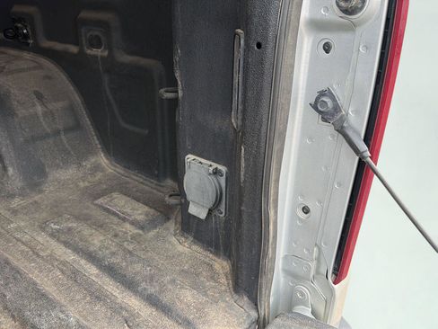 Used 2022 Chevrolet Silverado 1500 ZR2 AWD/4WD image 32