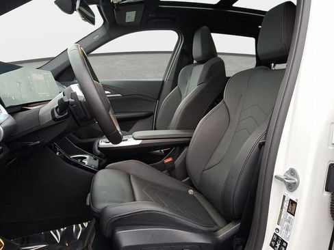 Certified 2025 BMW X1 xDrive28i image 13