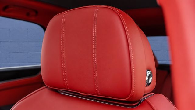 Used 2023 Bentley Bentayga AWD/4WD image 12