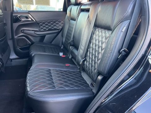 Used 2022 Mitsubishi Outlander SEL image 26